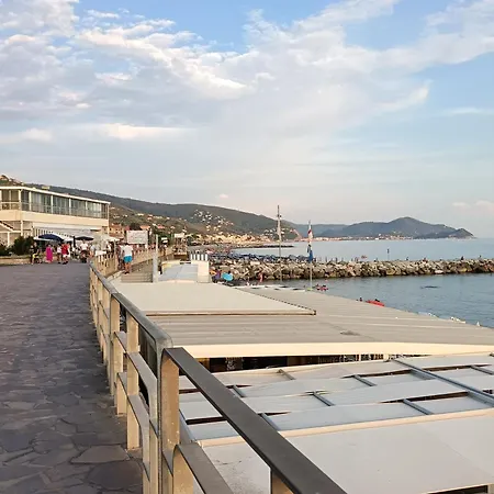 Apartment Sg House - - Posto Auto Incluso Lavagna