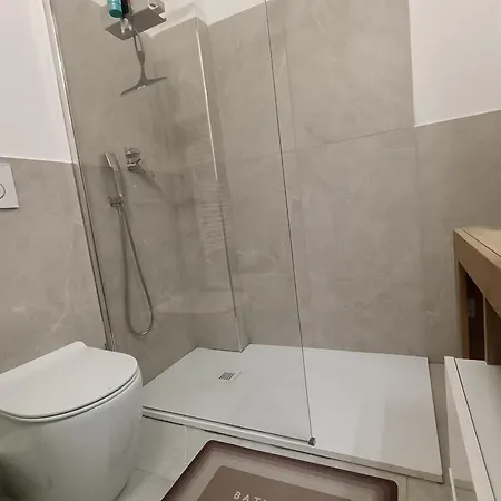 Sg House - - Posto Auto Incluso * Lavagna